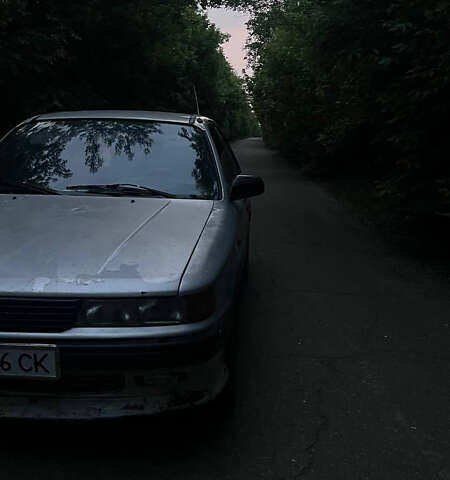 Сірий Міцубісі Галант, об'ємом двигуна 1.76 л та пробігом 400 тис. км за 1350 $, фото 1 на Automoto.ua