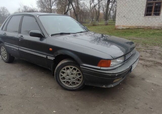 Серый Мицубиси Галант, объемом двигателя 1.8 л и пробегом 441 тыс. км за 1600 $, фото 1 на Automoto.ua