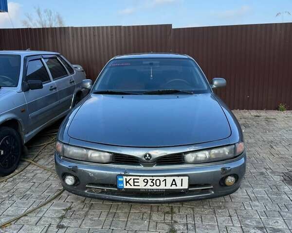 Серый Мицубиси Галант, объемом двигателя 1.8 л и пробегом 180 тыс. км за 2200 $, фото 1 на Automoto.ua