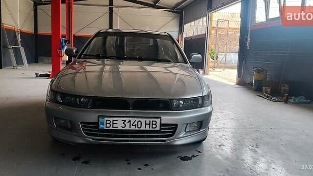 Сірий Міцубісі Галант, об'ємом двигуна 2.5 л та пробігом 337 тис. км за 3500 $, фото 1 на Automoto.ua