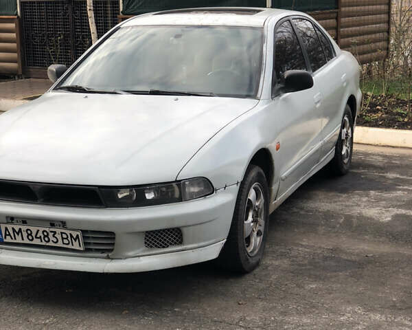 Серый Мицубиси Галант, объемом двигателя 2.5 л и пробегом 315 тыс. км за 1450 $, фото 1 на Automoto.ua