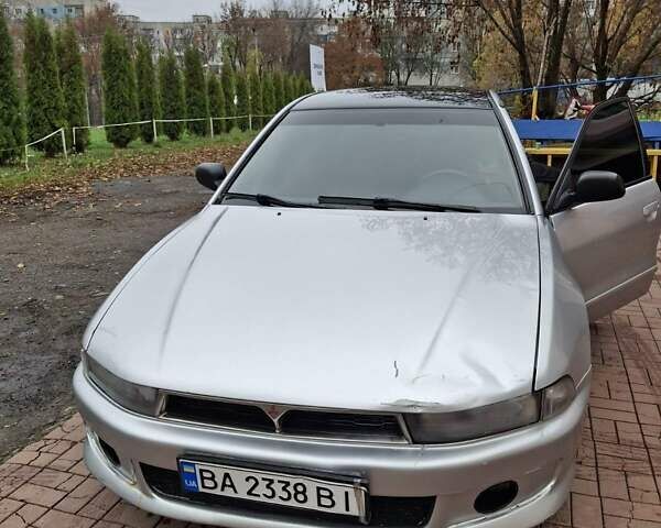 Сірий Міцубісі Галант, об'ємом двигуна 2 л та пробігом 280 тис. км за 4200 $, фото 1 на Automoto.ua