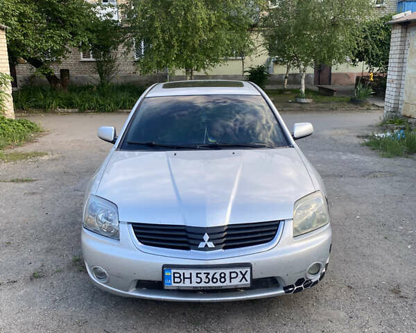Серый Мицубиси Галант, объемом двигателя 2.4 л и пробегом 170 тыс. км за 5200 $, фото 1 на Automoto.ua