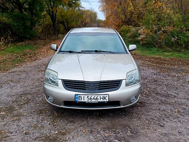 Сірий Міцубісі Галант, об'ємом двигуна 2.4 л та пробігом 280 тис. км за 5400 $, фото 1 на Automoto.ua