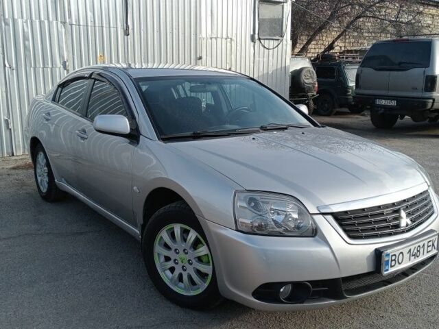 Сірий Міцубісі Галант, об'ємом двигуна 2.4 л та пробігом 276 тис. км за 7200 $, фото 1 на Automoto.ua