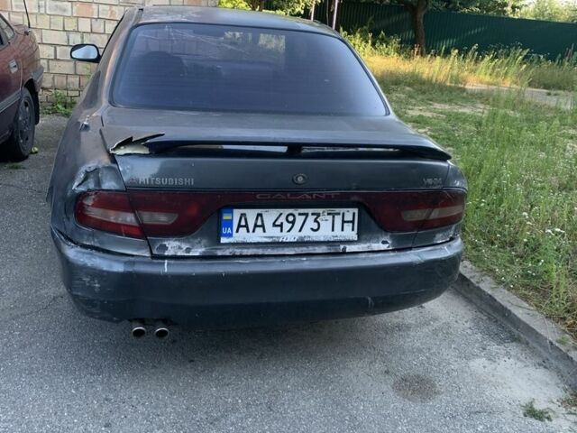 Сірий Міцубісі Галант, об'ємом двигуна 2 л та пробігом 500 тис. км за 1301 $, фото 1 на Automoto.ua