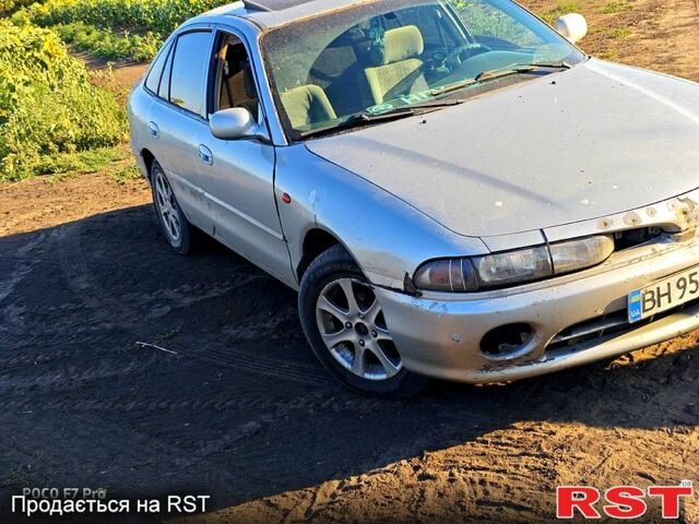 Серый Мицубиси Галант, объемом двигателя 2 л и пробегом 0 тыс. км за 1310 $, фото 1 на Automoto.ua