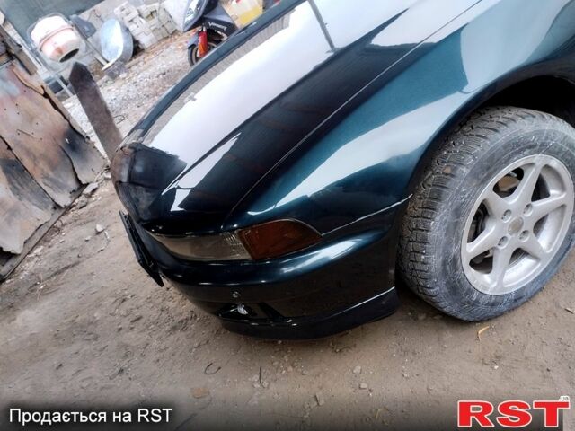 Зелений Міцубісі Галант, об'ємом двигуна 2 л та пробігом 300 тис. км за 4200 $, фото 1 на Automoto.ua