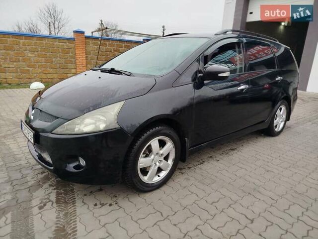 Чорний Міцубісі Грандіс, об'ємом двигуна 2.4 л та пробігом 422 тис. км за 5450 $, фото 1 на Automoto.ua