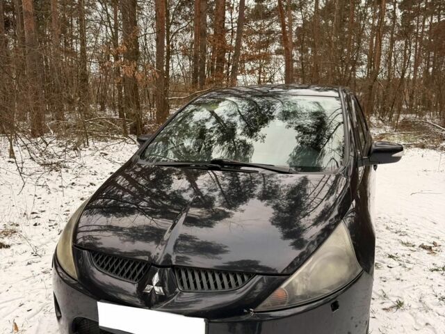 Чорний Міцубісі Грандіс, об'ємом двигуна 2 л та пробігом 350 тис. км за 2700 $, фото 1 на Automoto.ua