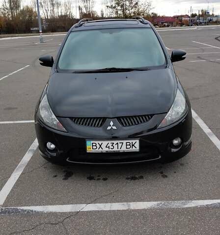 Чорний Міцубісі Грандіс, об'ємом двигуна 2.4 л та пробігом 261 тис. км за 6900 $, фото 1 на Automoto.ua