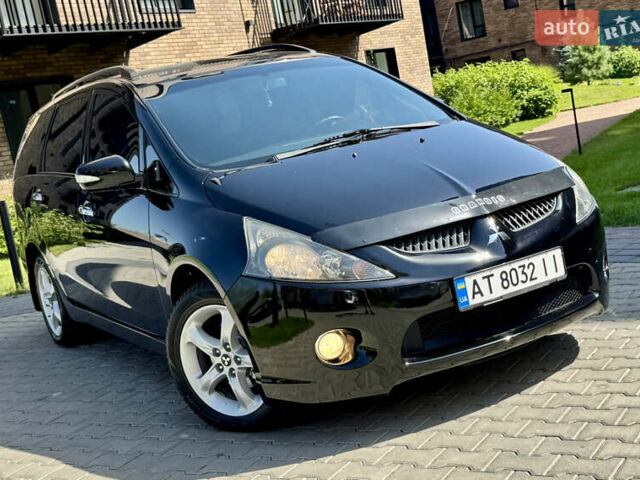 Черный Мицубиси Грандис, объемом двигателя 2.4 л и пробегом 121 тыс. км за 6450 $, фото 1 на Automoto.ua