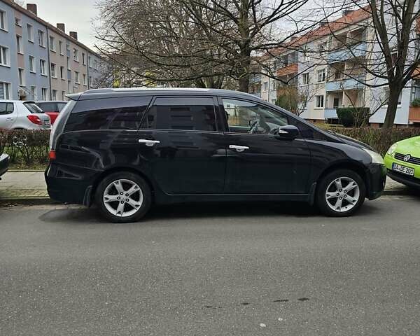 Чорний Міцубісі Грандіс, об'ємом двигуна 2.4 л та пробігом 164 тис. км за 6500 $, фото 1 на Automoto.ua