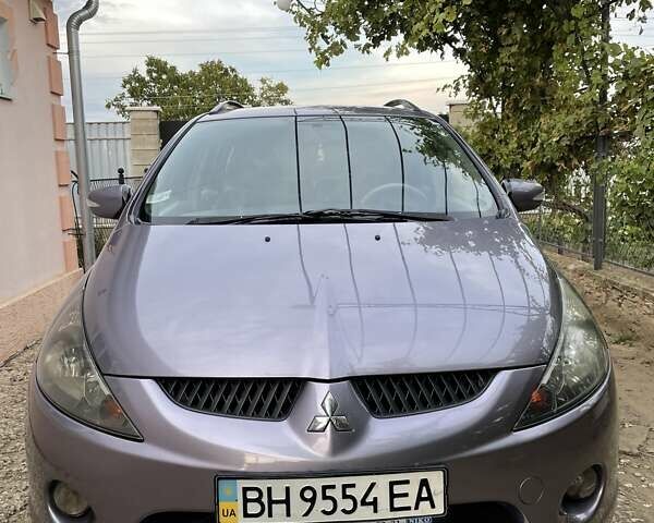 Фиолетовый Мицубиси Грандис, объемом двигателя 2.38 л и пробегом 200 тыс. км за 5500 $, фото 1 на Automoto.ua