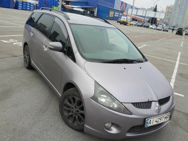 Фиолетовый Мицубиси Грандис, объемом двигателя 2.4 л и пробегом 250 тыс. км за 5700 $, фото 1 на Automoto.ua