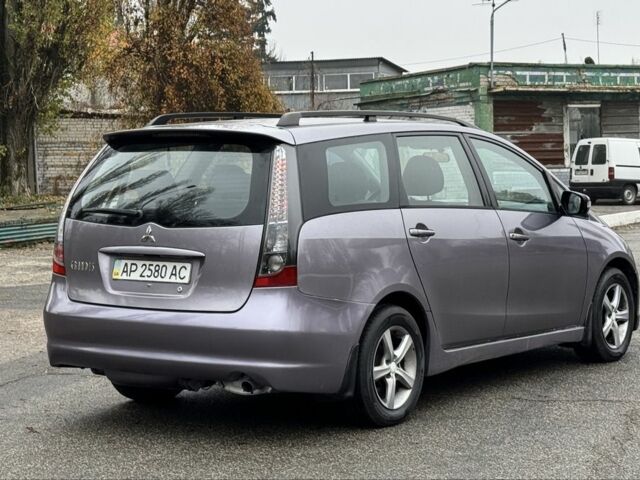 Сірий Міцубісі Грандіс, об'ємом двигуна 2.4 л та пробігом 286 тис. км за 4350 $, фото 1 на Automoto.ua