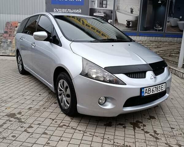Міцубісі Грандіс 2006 у Хмельнике на Automoto.ua Сірий Міцубісі Грандіс, об'ємом двигуна 2 л та пробігом 252 тис. км за 5600 $, фото 1 на Automoto.ua