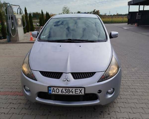 Міцубісі Грандіс 2006 у Мукачеве на Automoto.ua Сірий Міцубісі Грандіс, об'ємом двигуна 2 л та пробігом 400 тис. км за 6200 $, фото 1 на Automoto.ua