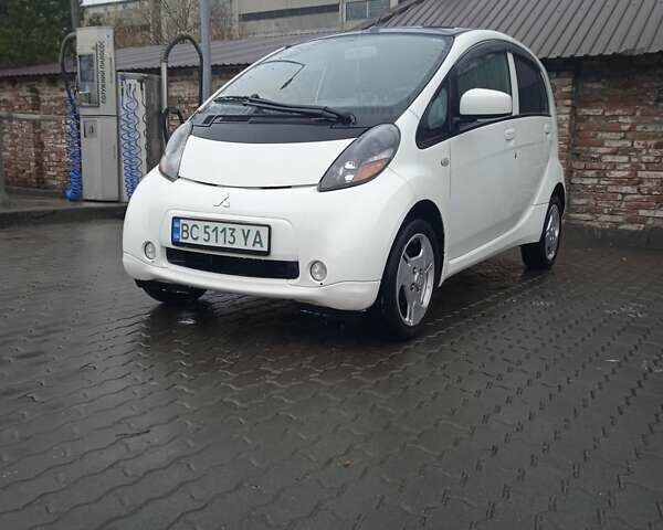 Білий Міцубісі І-Мієв, об'ємом двигуна 0 л та пробігом 97 тис. км за 4200 $, фото 1 на Automoto.ua