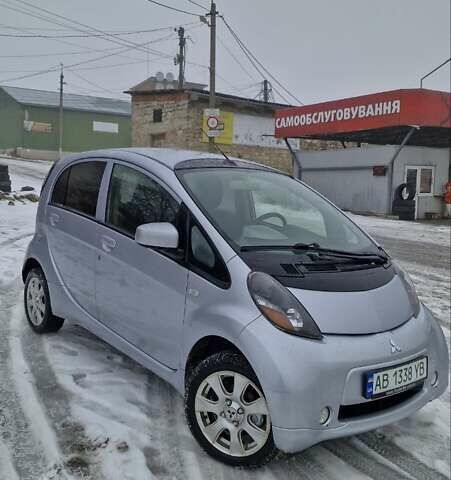 Сірий Міцубісі І-Мієв, об'ємом двигуна 0 л та пробігом 107 тис. км за 3750 $, фото 1 на Automoto.ua