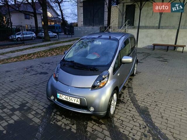 Серый Мицубиси И-Миев, объемом двигателя 0 л и пробегом 159 тыс. км за 3500 $, фото 1 на Automoto.ua