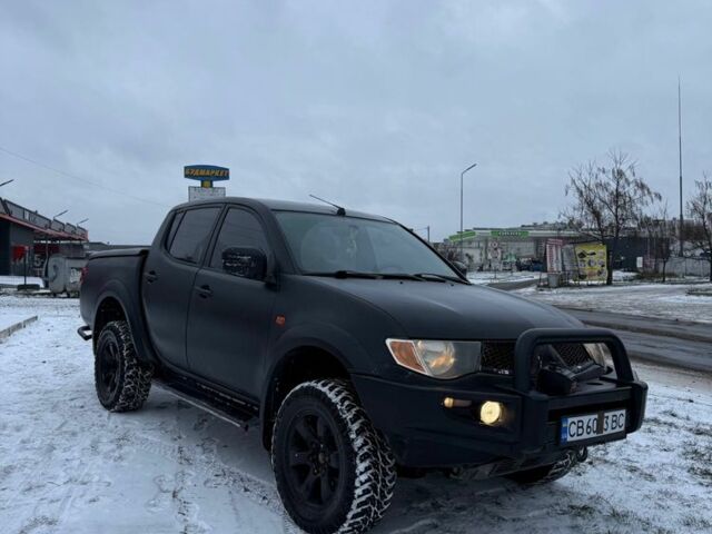 Чорний Міцубісі Л 200, об'ємом двигуна 2.5 л та пробігом 200 тис. км за 8700 $, фото 1 на Automoto.ua