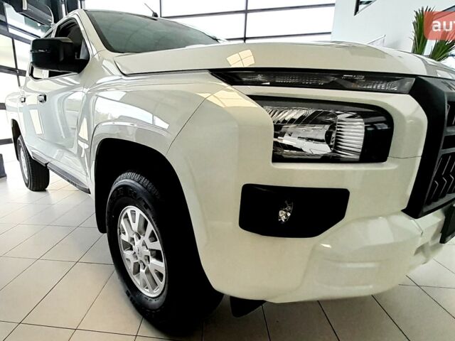 Мицубиси Л 200, объемом двигателя 2.44 л и пробегом 0 тыс. км за 43245 $, фото 1 на Automoto.ua