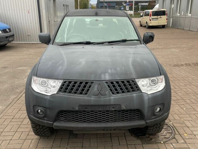 Міцубісі Л 200 2008 у Броварах на Automoto.ua Сірий Міцубісі Л 200, об'ємом двигуна 0 л та пробігом 175 тис. км за 4600 $, фото 1 на Automoto.ua