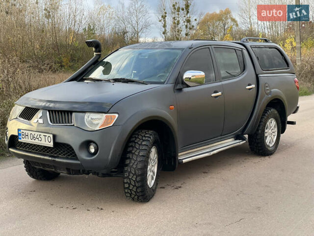 Міцубісі Л 200 2008 у Житомирі на Automoto.ua Сірий Міцубісі Л 200, об'ємом двигуна 2.48 л та пробігом 273 тис. км за 10800 $, фото 1 на Automoto.ua