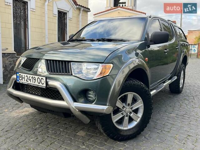 Зелений Міцубісі Л 200, об'ємом двигуна 2.5 л та пробігом 227 тис. км за 14200 $, фото 1 на Automoto.ua