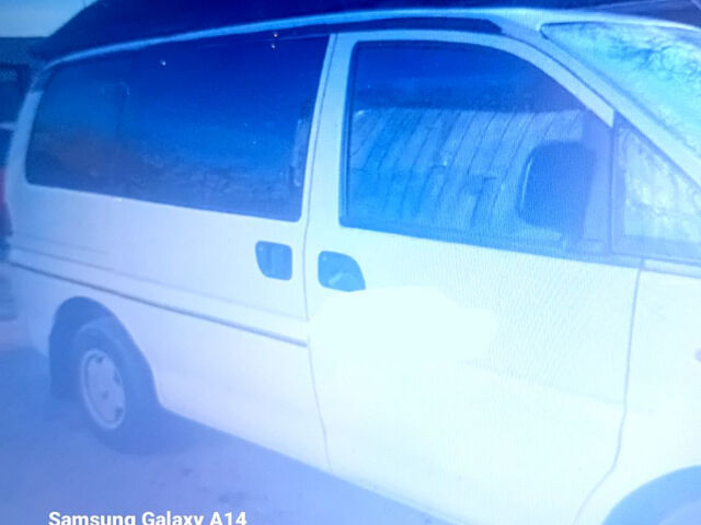 Белый Мицубиси Л 400, объемом двигателя 2.5 л и пробегом 360 тыс. км за 2700 $, фото 1 на Automoto.ua