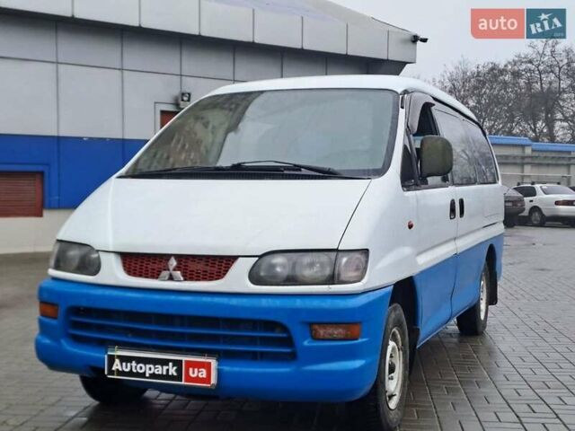 Білий Міцубісі Л 400, об'ємом двигуна 2.5 л та пробігом 294 тис. км за 5240 $, фото 1 на Automoto.ua