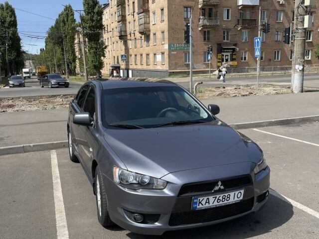 Серый Мицубиси Лансер Спортбэк, объемом двигателя 1.8 л и пробегом 277 тыс. км за 6500 $, фото 1 на Automoto.ua
