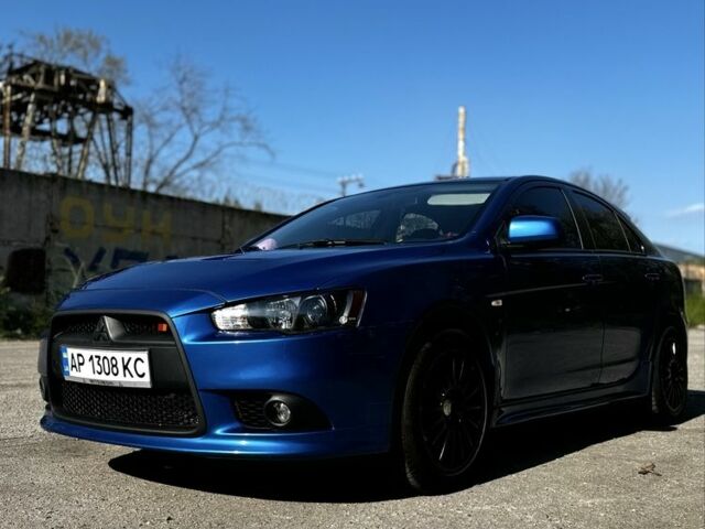 Синій Міцубісі Лансер Спортбек, об'ємом двигуна 2 л та пробігом 185 тис. км за 7499 $, фото 1 на Automoto.ua