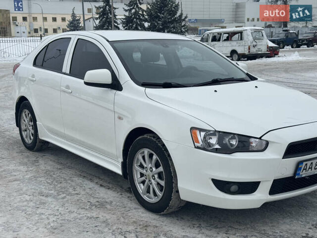 Белый Мицубиси Лансер, объемом двигателя 1.8 л и пробегом 154 тыс. км за 6700 $, фото 1 на Automoto.ua