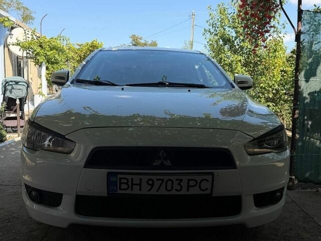 Білий Міцубісі Lancer, об'ємом двигуна 2 л та пробігом 115 тис. км за 5000 $, фото 1 на Automoto.ua