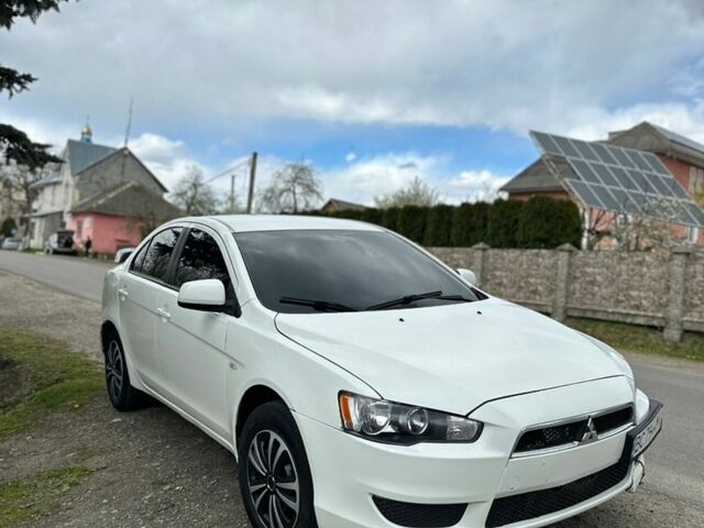 Білий Міцубісі Lancer, об'ємом двигуна 1.5 л та пробігом 290 тис. км за 4299 $, фото 1 на Automoto.ua