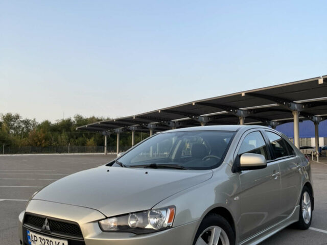 Бежевий Міцубісі Lancer, об'ємом двигуна 1.8 л та пробігом 285 тис. км за 6000 $, фото 1 на Automoto.ua