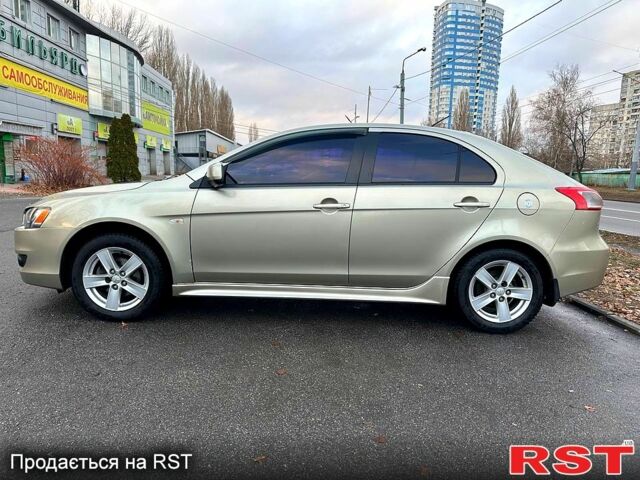 Бежевий Міцубісі Lancer, об'ємом двигуна 1.8 л та пробігом 154 тис. км за 6300 $, фото 1 на Automoto.ua