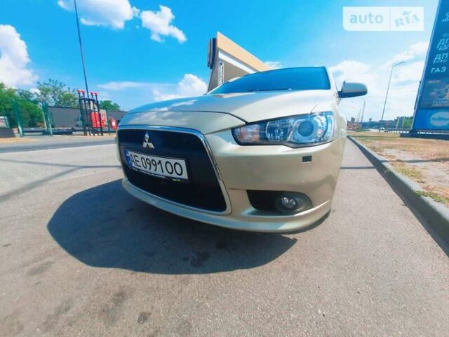 Бежевий Міцубісі Lancer, об'ємом двигуна 1.8 л та пробігом 281 тис. км за 6800 $, фото 1 на Automoto.ua