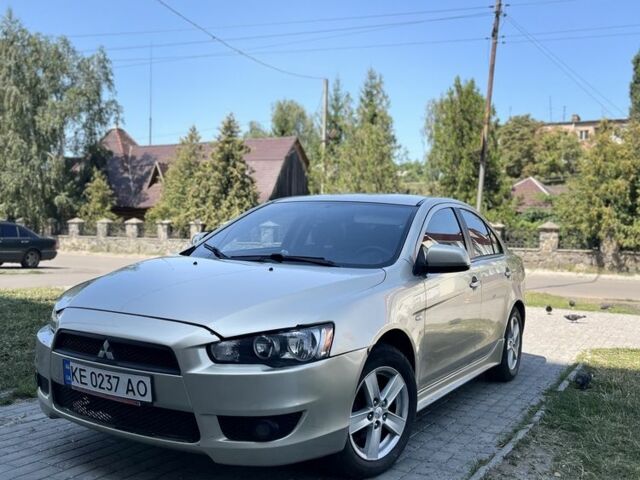 Бежевий Міцубісі Lancer, об'ємом двигуна 2 л та пробігом 215 тис. км за 6500 $, фото 1 на Automoto.ua