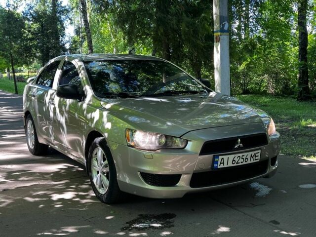 Бежевий Міцубісі Lancer, об'ємом двигуна 0.15 л та пробігом 210 тис. км за 5200 $, фото 1 на Automoto.ua