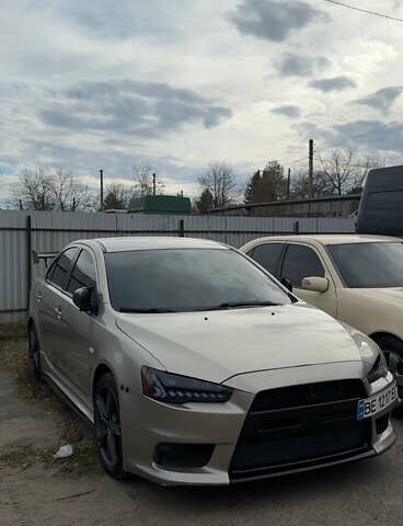 Бежевый Мицубиси Лансер, объемом двигателя 2 л и пробегом 225 тыс. км за 6999 $, фото 1 на Automoto.ua