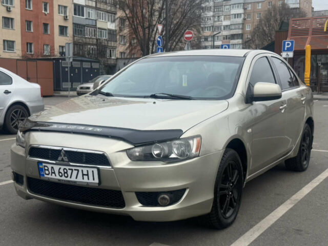 Бежевий Міцубісі Lancer, об'ємом двигуна 1.5 л та пробігом 240 тис. км за 4500 $, фото 1 на Automoto.ua