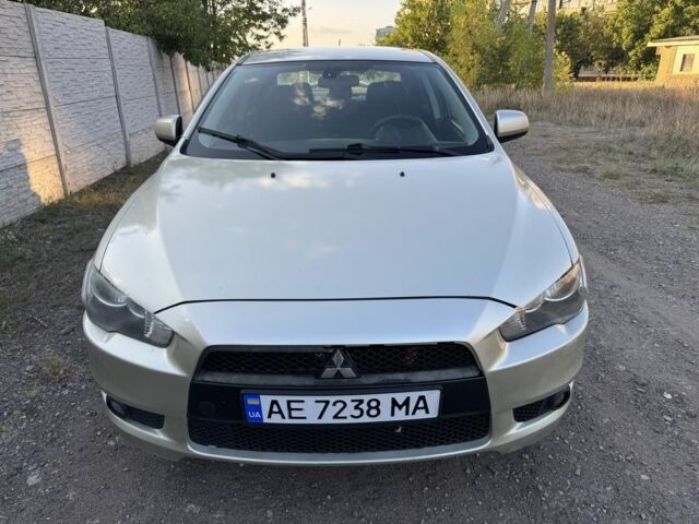 Бежевий Міцубісі Lancer, об'ємом двигуна 2 л та пробігом 240 тис. км за 4300 $, фото 1 на Automoto.ua