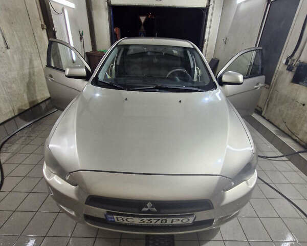 Бежевый Мицубиси Лансер, объемом двигателя 1.5 л и пробегом 126 тыс. км за 6999 $, фото 1 на Automoto.ua