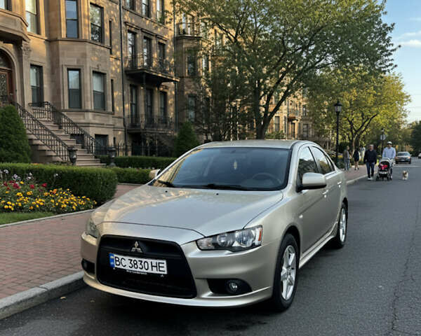 Бежевий Міцубісі Lancer, об'ємом двигуна 1.5 л та пробігом 240 тис. км за 6500 $, фото 1 на Automoto.ua