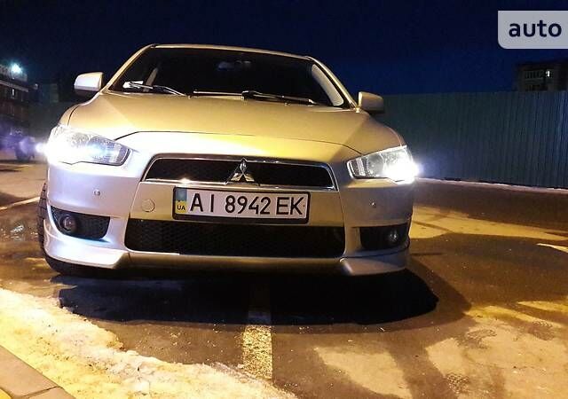 Бежевий Міцубісі Lancer, об'ємом двигуна 0 л та пробігом 120 тис. км за 7500 $, фото 1 на Automoto.ua