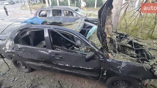 Черный Мицубиси Лансер, объемом двигателя 1.58 л и пробегом 220 тыс. км за 999 $, фото 1 на Automoto.ua