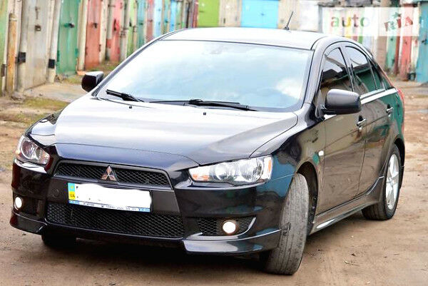 Чорний Міцубісі Lancer, об'ємом двигуна 1.8 л та пробігом 45 тис. км за 10500 $, фото 1 на Automoto.ua